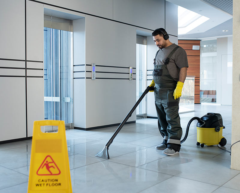 Warehouse-Cleaning